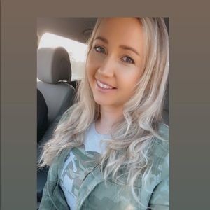 Meet your Posher, Erica